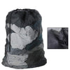 Schwarze Korb-Waschtasche mit großem, strukturiertem Innenfutter.