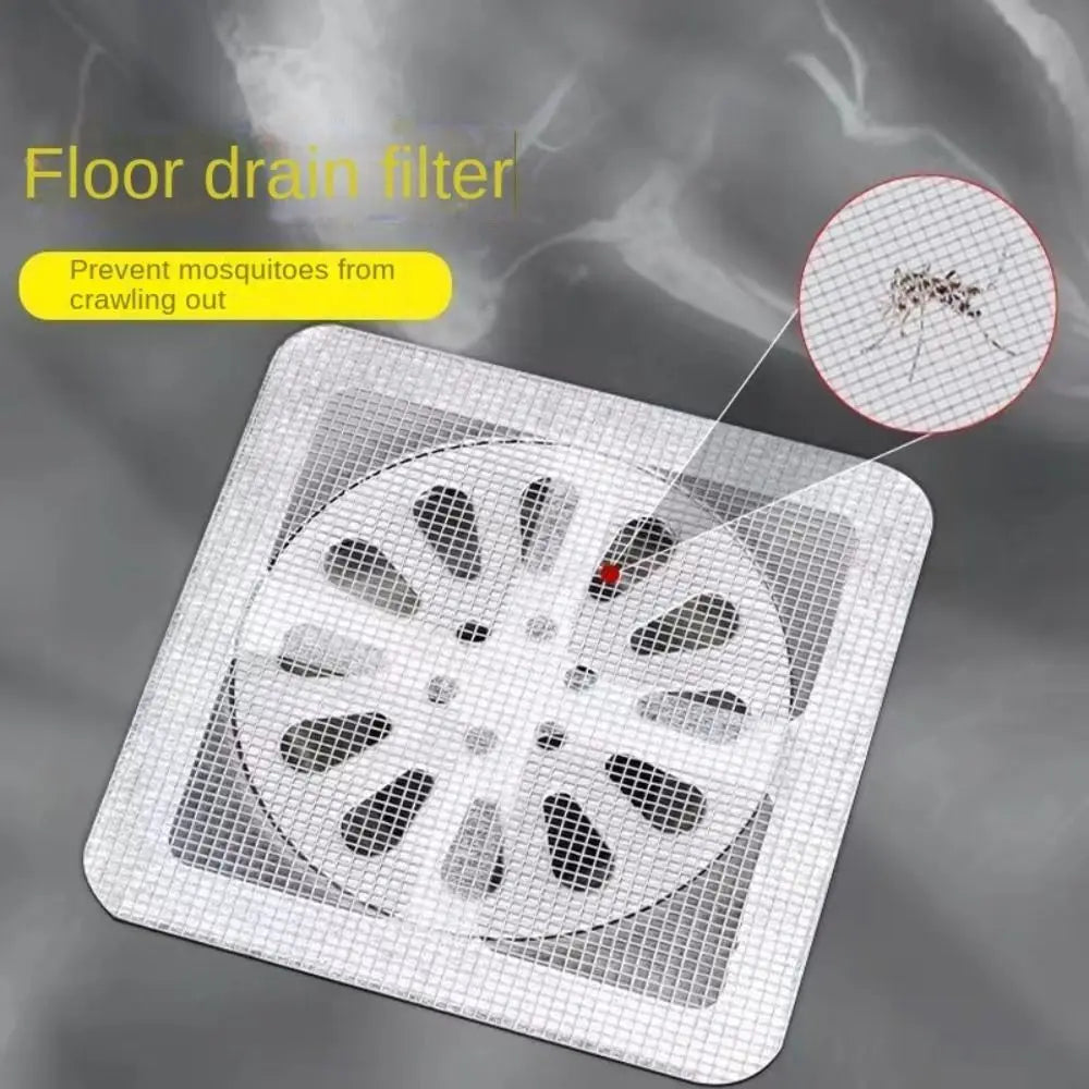 Weißer Bodenabflussfilter-Aufkleber mit Maschendesign, der Mücken daran hindert zu krabbeln.
