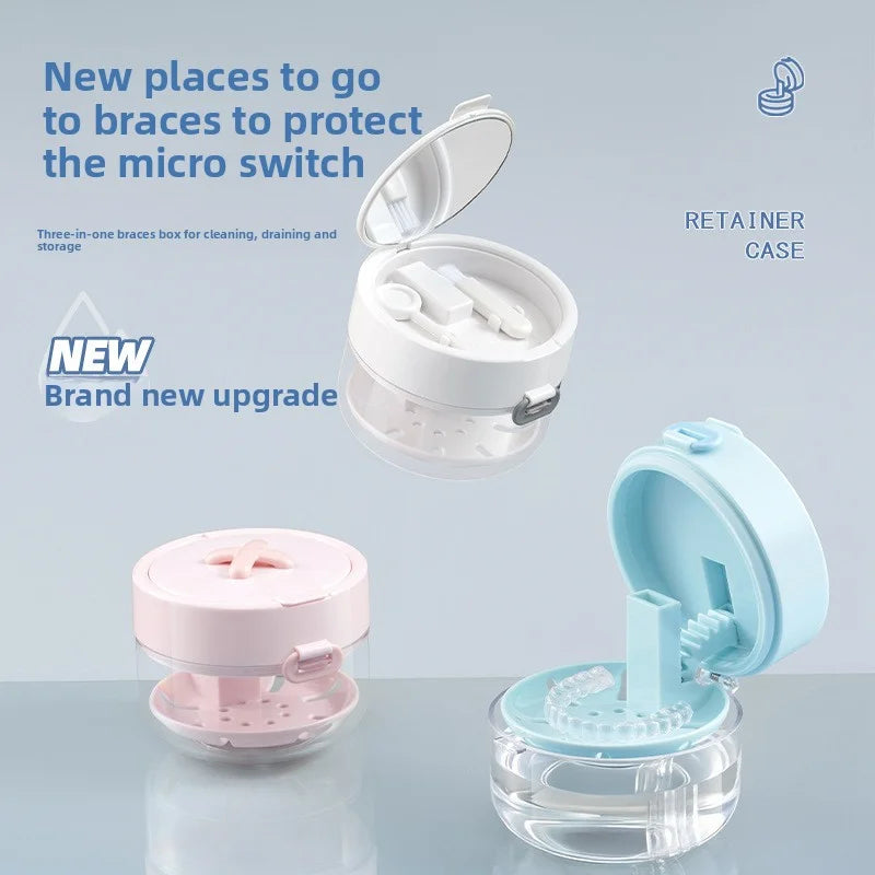 Ein Set aus 3-in-1 tragbare Nachhaltigkeitsbox und Reinigungsbox in Weiß und Pink.