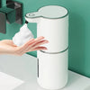 Dispensador de jabón blanco recargable automático, mostrando lavado de manos sin contacto.