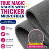 Pile de chiffons de nettoyage en microfibre gris, mettant en évidence les avantages des fibres plus épaisses et du tissu doux