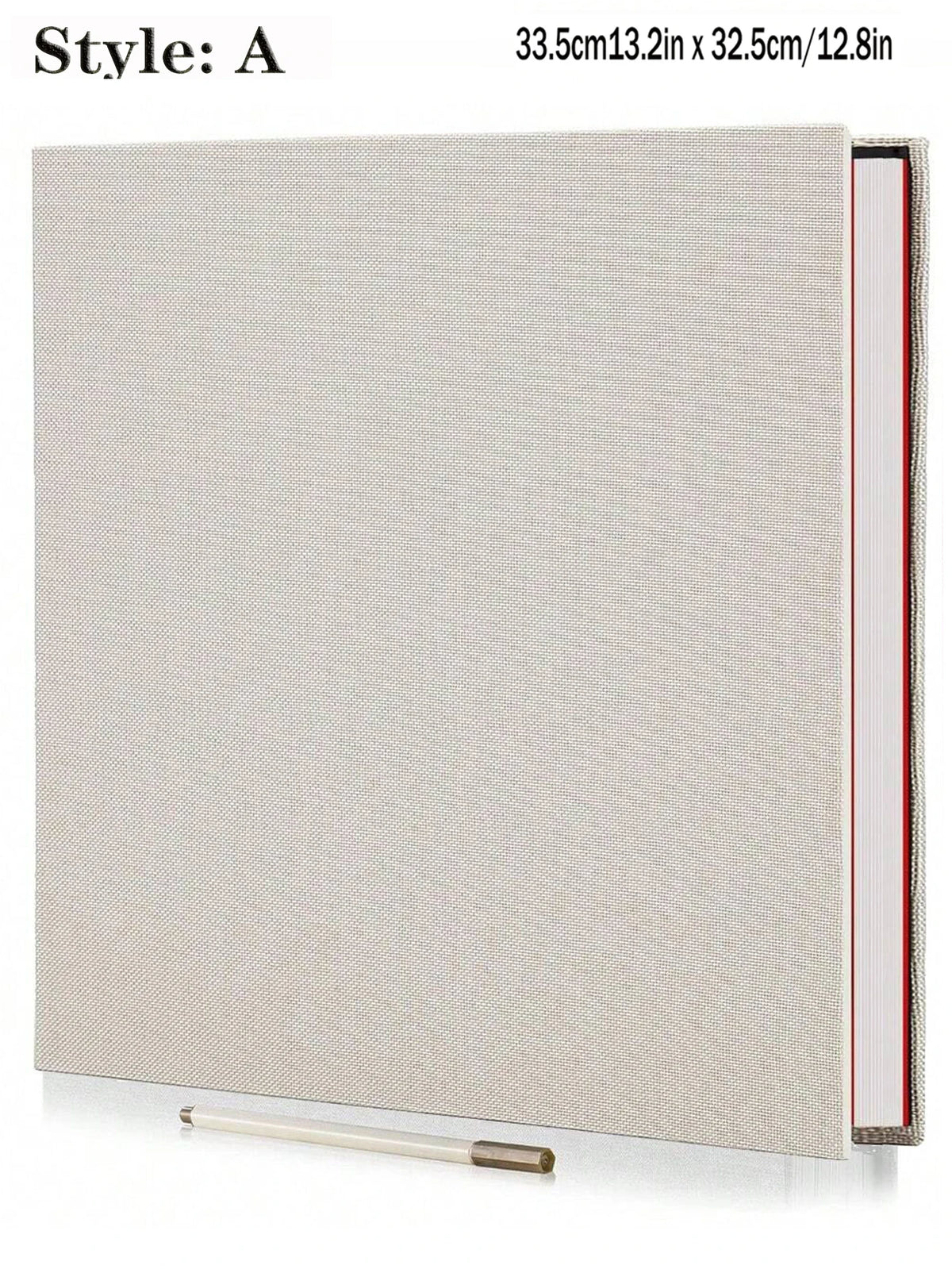 Geschlossenes Leinen-Fotobuch mit Selbstklebefolie in Hellbeige mit rotem Einband.