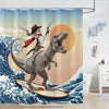 Cortina de ducha con tema divertido de dinosaurio gato surfista y gran sol naranja de fondo.