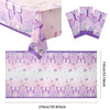 Nappe de table en aquarelle rose avec des accents floraux violets et verts.