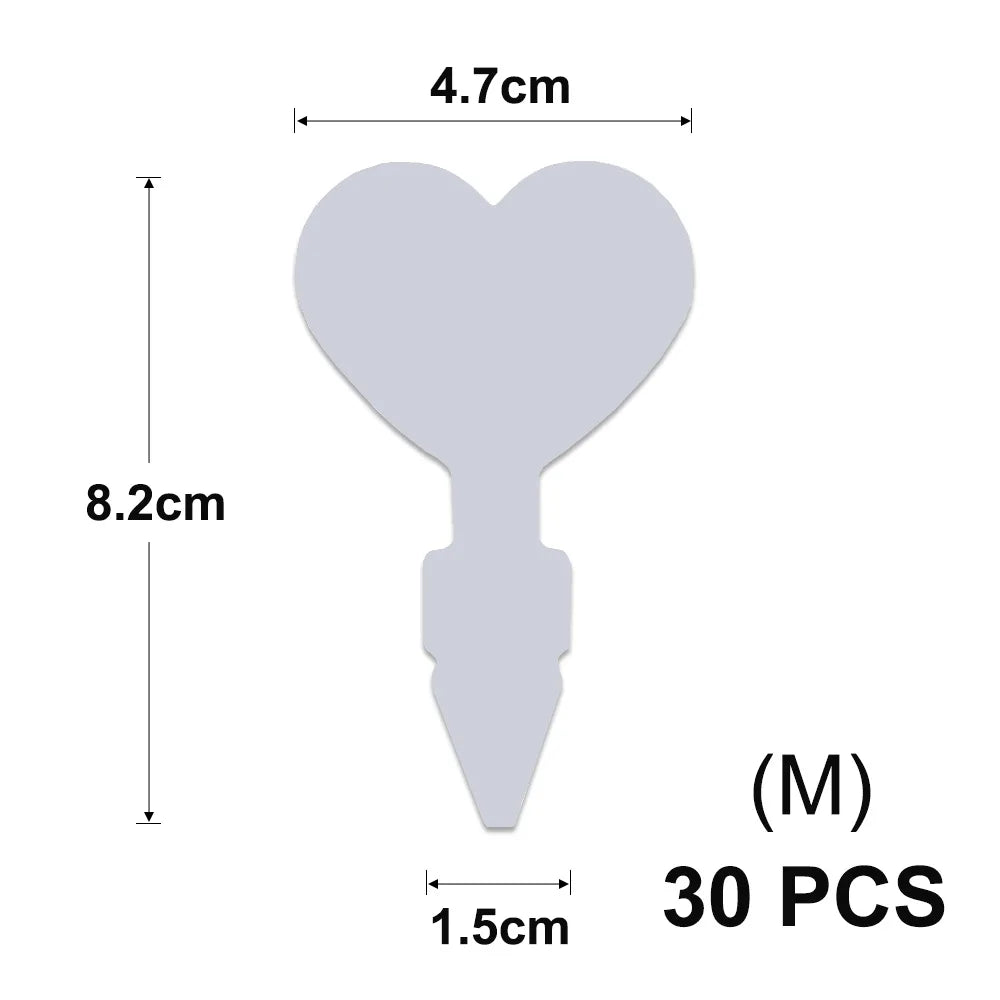 Gray T-shaped plant markers with dimensions 4.7cm wide and 8.2cm long, sold in a pack of 30 pieces.