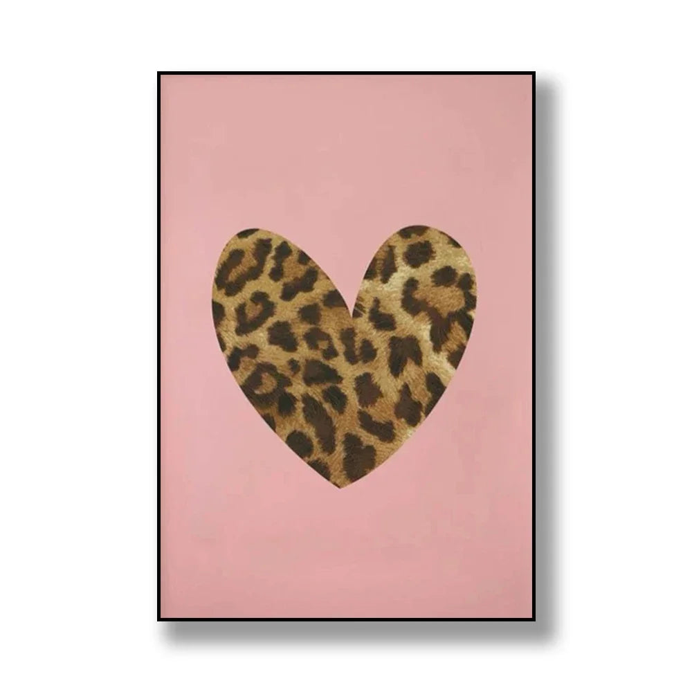 Rosa Leinwandkunst mit Herzform und Leoparden-Cheetah-Muster