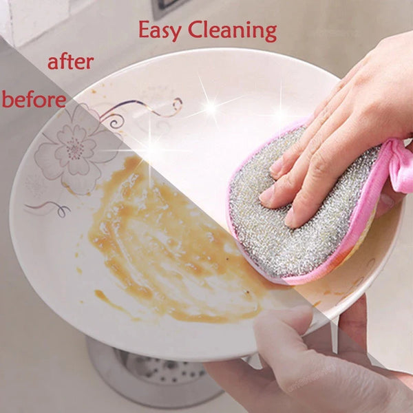 A double-sided dishwashing sponge set is shown cleaning a plate, demonstrating easy cleaning before and after.