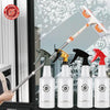 Ein Set aus fünf wiederverwendbaren Plastiksprayflaschen mit orange-schwarzen Sprühdüsen.