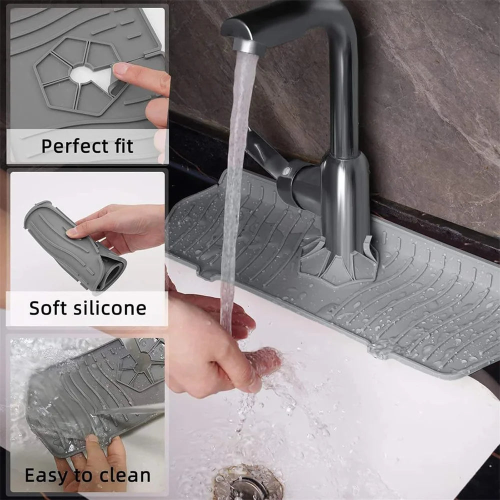 Silikon-Abflussmatte wird unter dem Wasserhahn verwendet, um die perfekte Passform und einfache Reinigung zu demonstrieren.