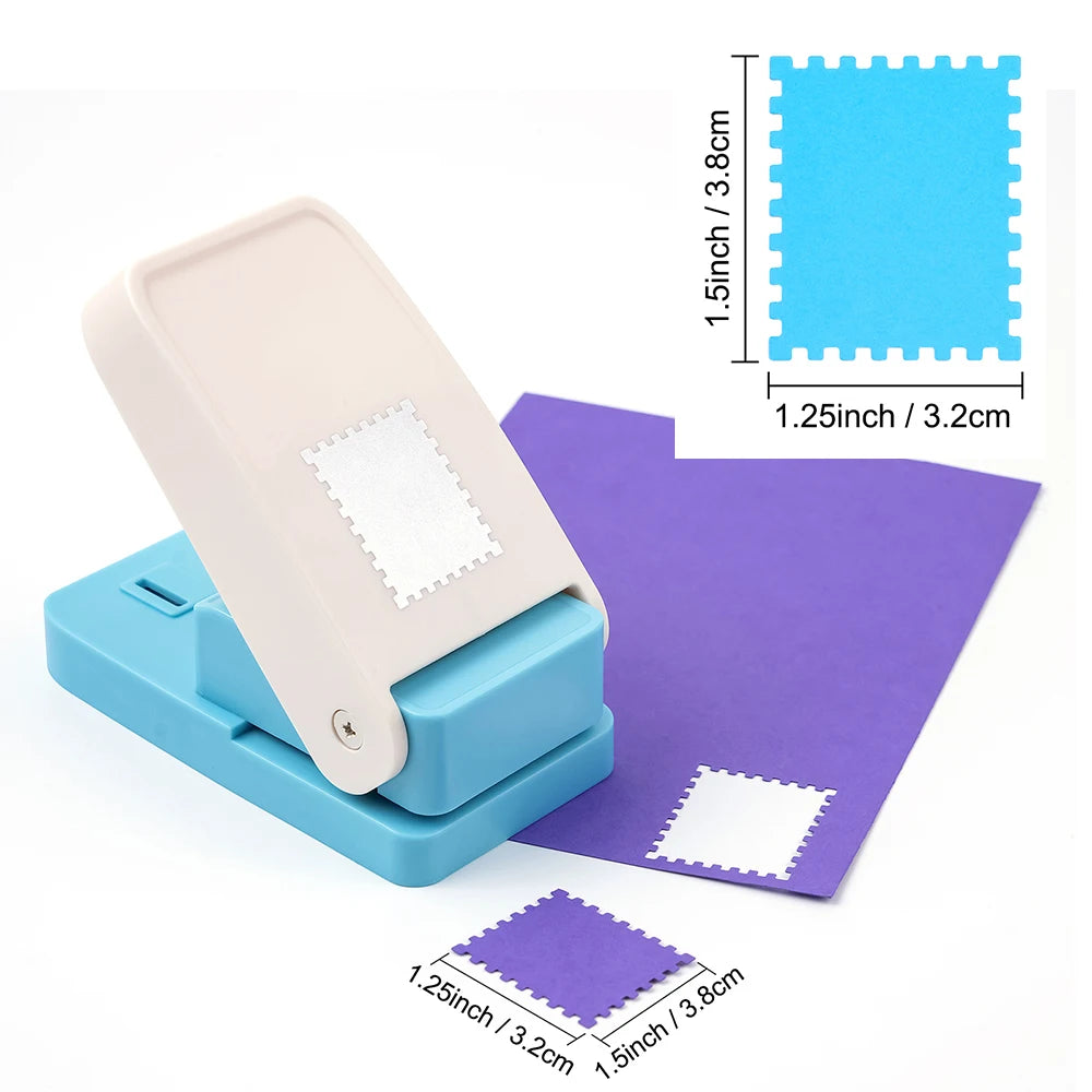 Lever-Werkzeug zum Stempeln von Briefmarken mit rosa Körper und blauen Stempelpads und Papier
