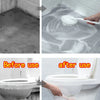 Vorher-Nachher-Bilder der Verwendung einer lange Stiel-Badreinigungsschwammbürste auf Boden und Toilette.