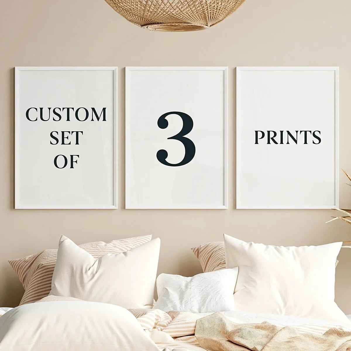 Un set de tres impresiones enmarcadas con el número tres y la palabra prints sobre fondos blancos.