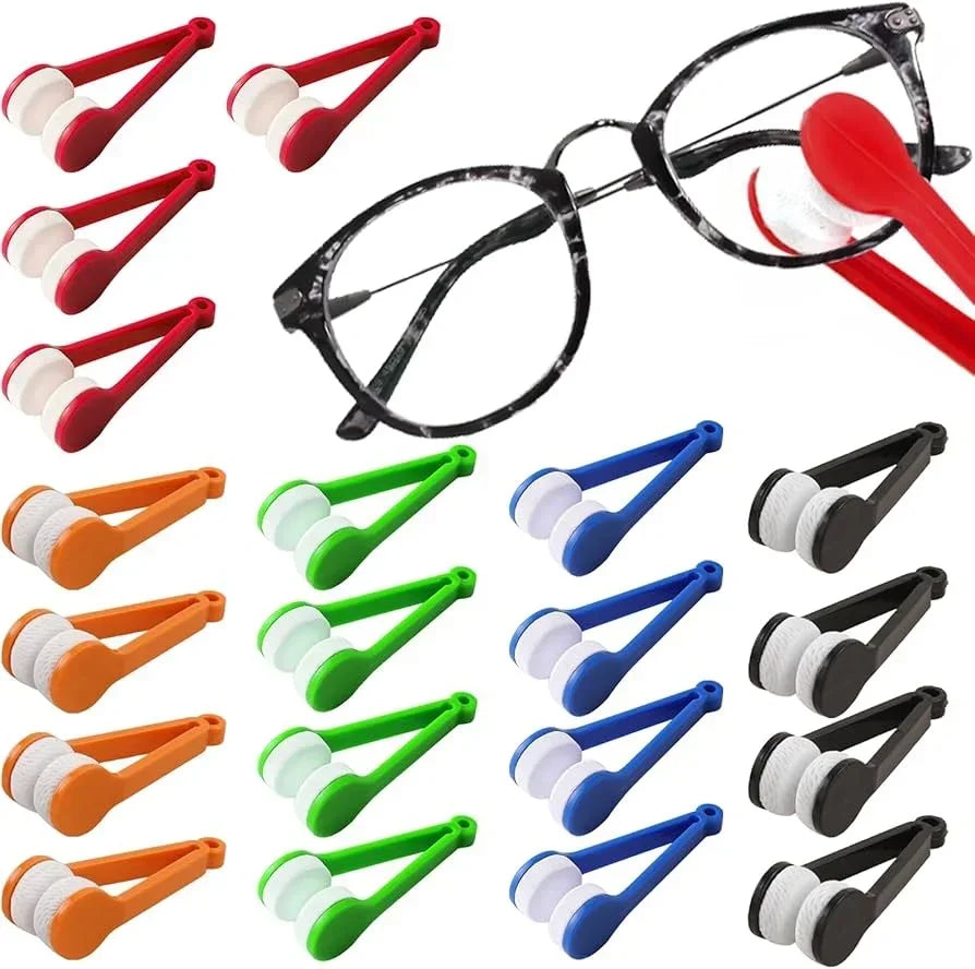 Set aus orangefarbenen und weißen multifunktionalen Reinigungstüchern für Brillen.