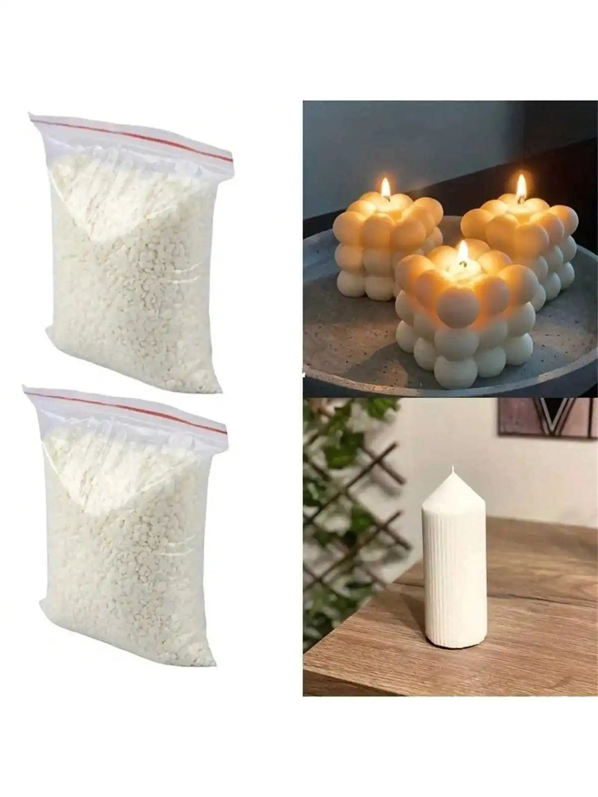 Dos bolsas blancas de material para hacer velas de cera de soja natural, junto a velas encendidas.