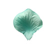 Pétalos de rosa de seda artificial color menta claro con forma de flor o hoja.