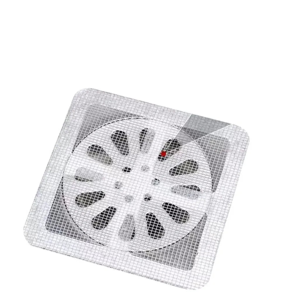 Quadratisches, durchsichtiges Maschendrainier-Sieb mit einem roten Indikator