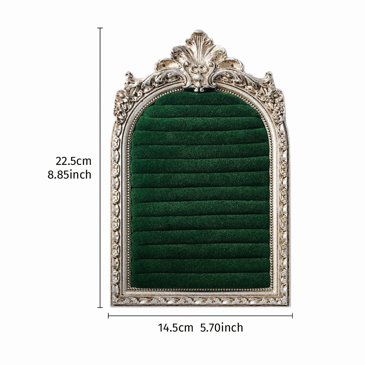 Présentoir de bijoux en résine dorée antique ovale avec doublure velours vert foncé et cadre orné.