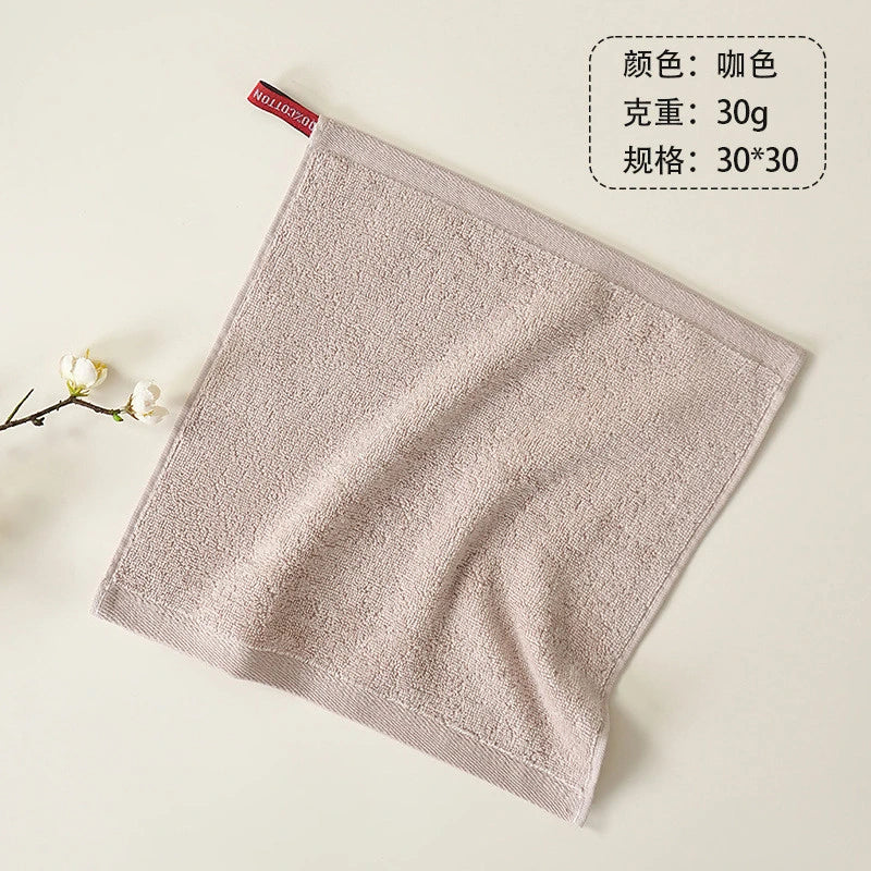 Helles beige Baumwolltuch, 30g und 30x30 Größe.