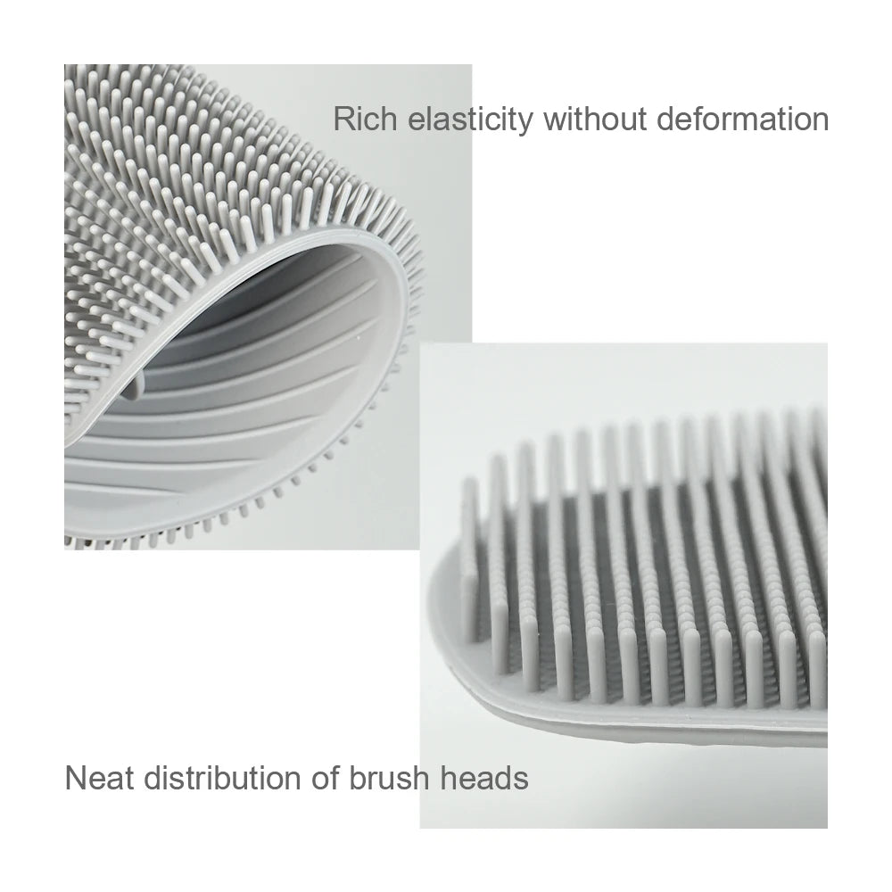Primer plano de un cepillo exfoliante corporal de silicona con cerdas densamente empaquetadas para la piel.