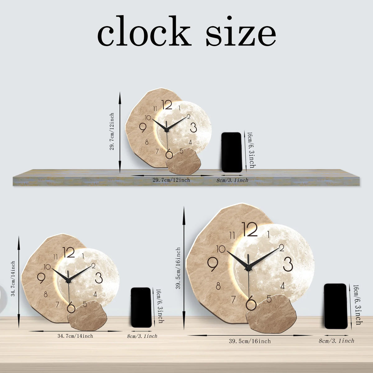 Un ensemble d'horloges murales au design lunaire moderne, présentées sur une étagère en bois.