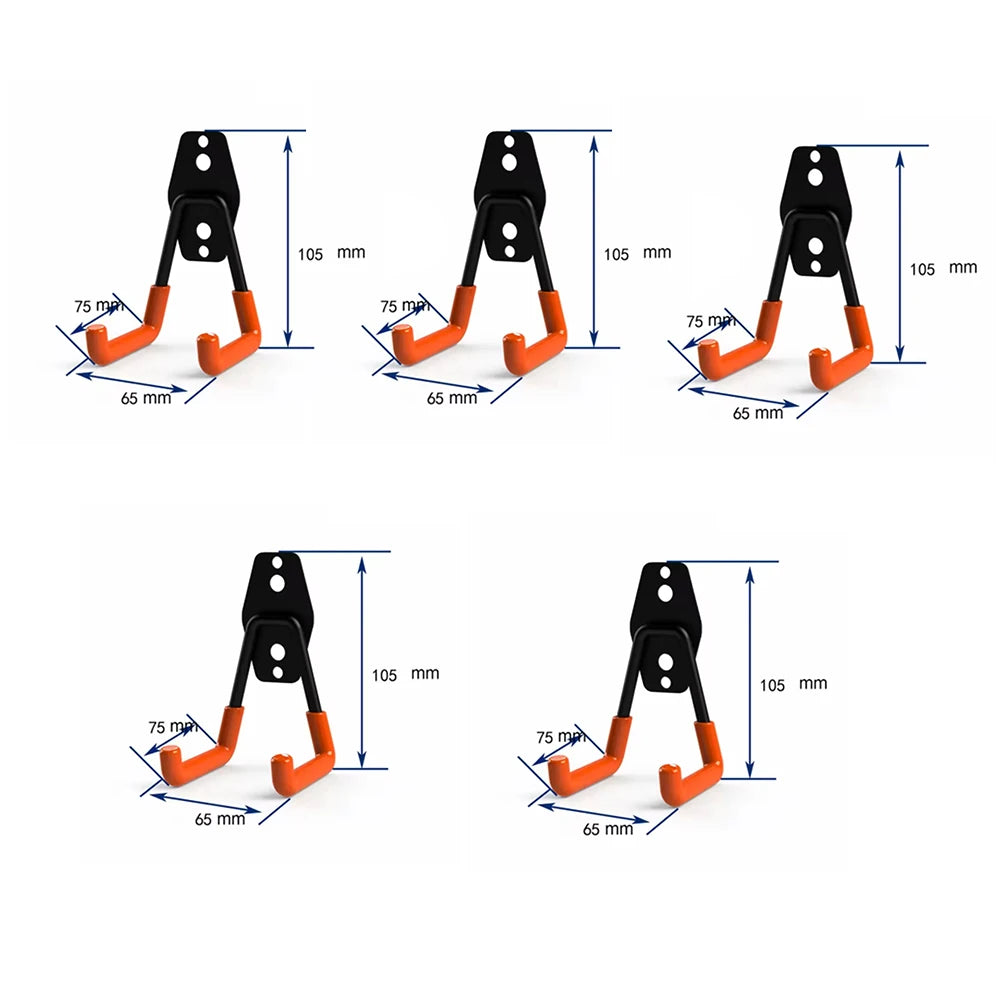 Un juego de ganchos metálicos para pared resistentes en naranja y negro, mostrados desde varios ángulos con líneas de dimensi