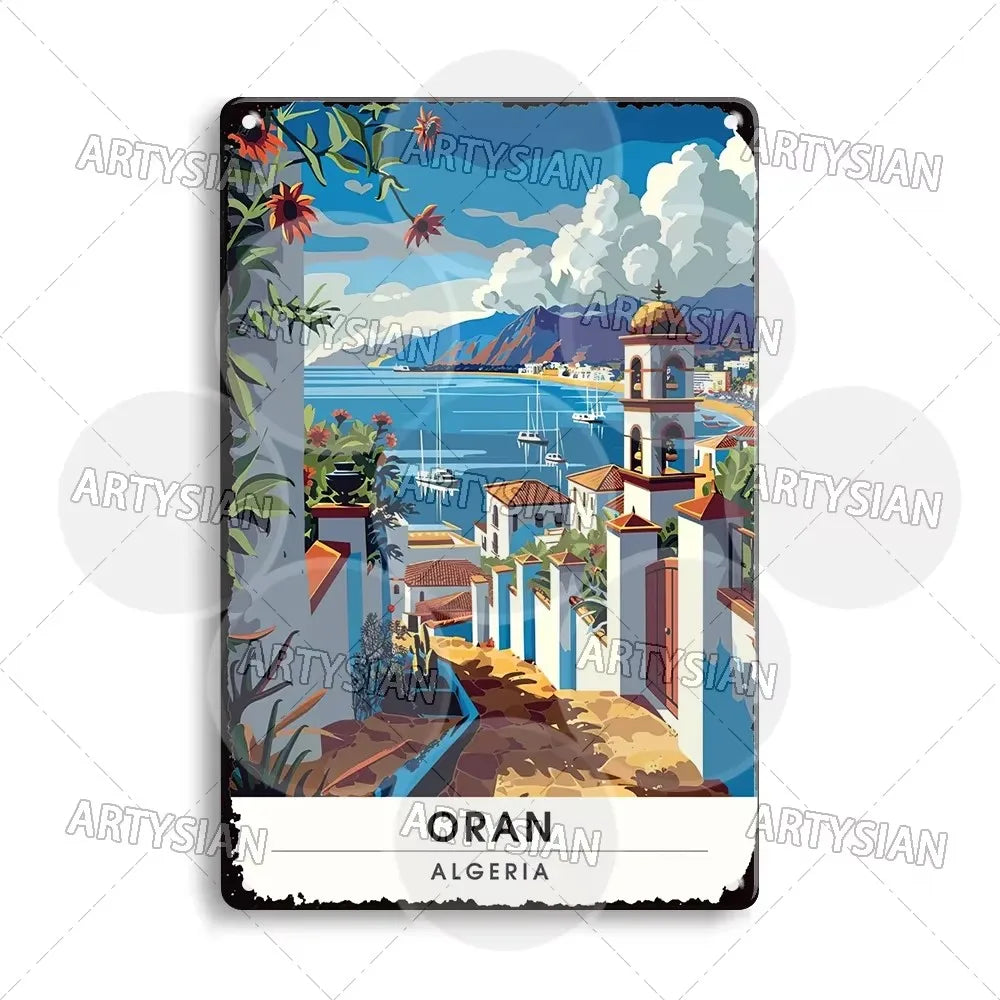 Placa de pared de aluminio vintage que muestra una vista panorámica de Orán, Argelia, con montañas y el mar.