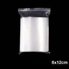 Bolsa de almacenamiento resellable de plástico transparente llena de material blanco.