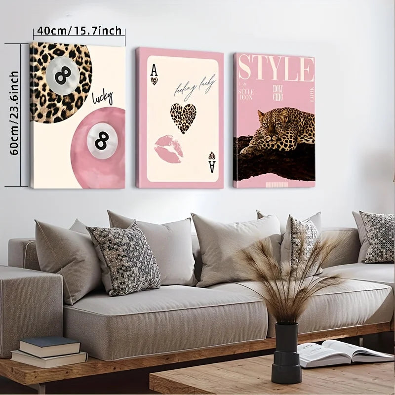 Set aus drei Leinwanddrucken mit Leoparden- und Gepardmuster in rosa und neutralen Tönen.