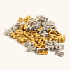 Halsketten mit 3D-Blasenbuchstaben aus Gold und Silber