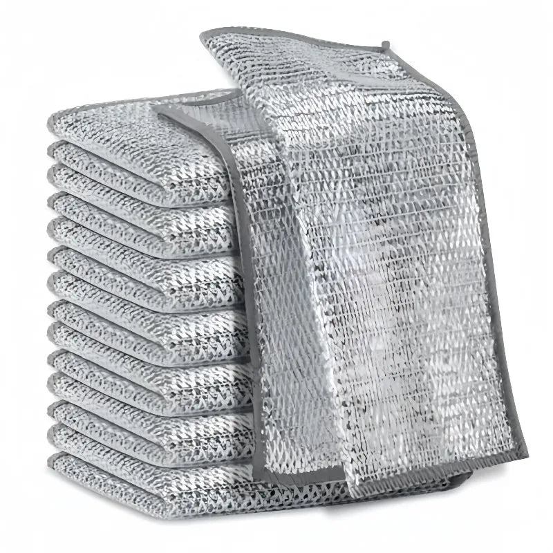 Stapel silberner Metalldraht-Reinigungstücher