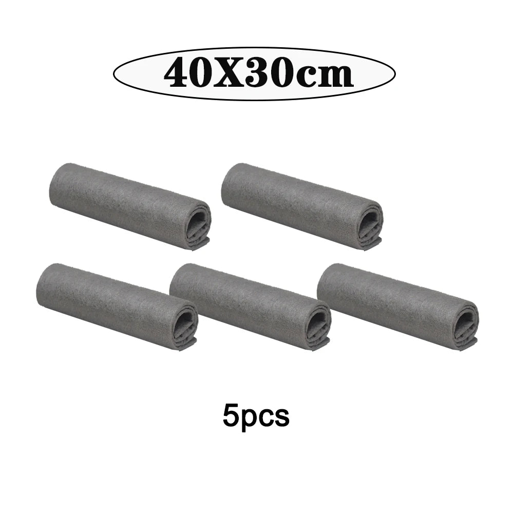 Five rolls of gray microfiber glass cleaning cloths, measuring 40x30cm each.